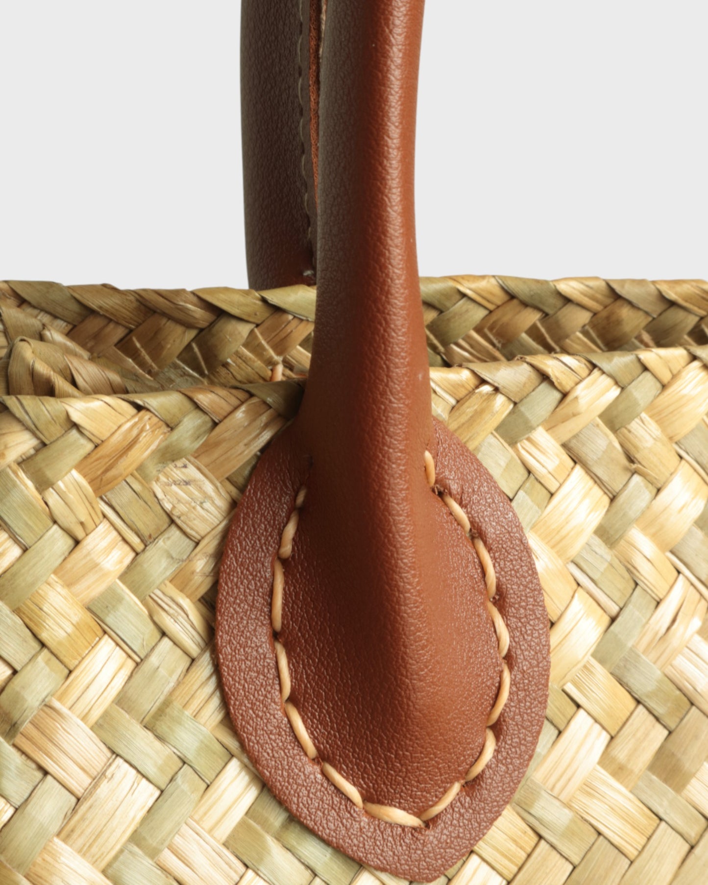JŪD : Pillow Handbag