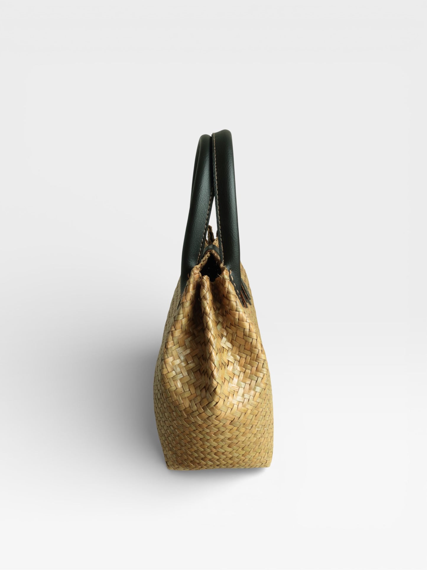 JŪD : Pillow Handbag